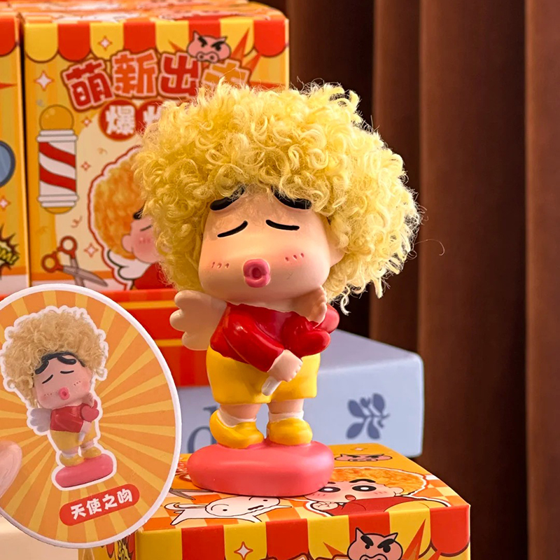 Newbie Attack Afro Crayon Shin - Anime Merchandise Women recensione e prezzo